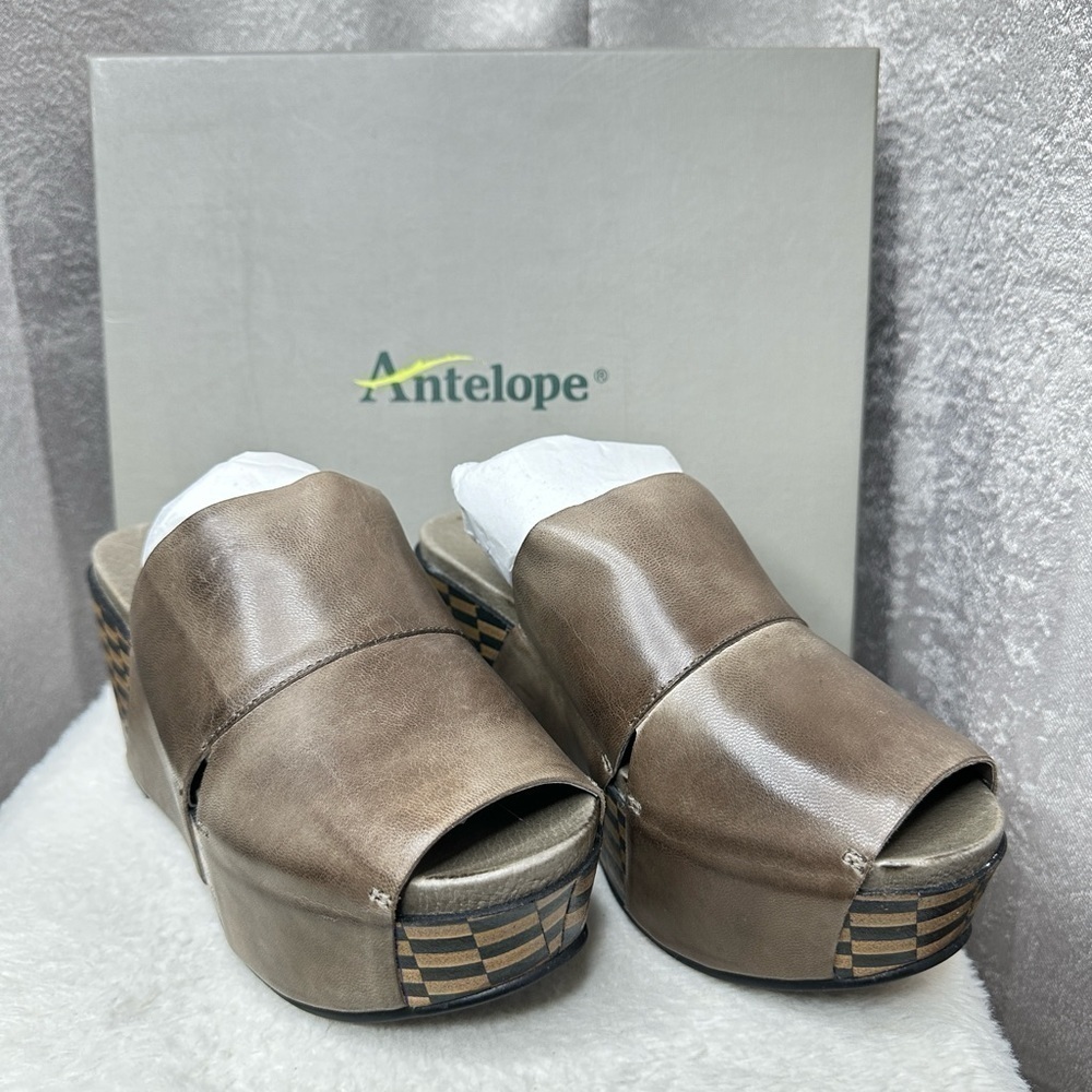 NWT Antelope Gray 869 Open Toe Checkered Wedge Mule Women’s Sz EURO 36/US 5